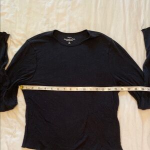Abercrombie & Fitch Black Short Sleeve Tee